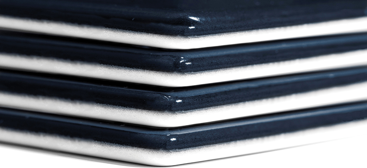 Edgecoat glass encapsulation of the entire steel panel.